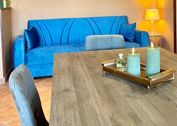 Roma Tiburtina Valley House