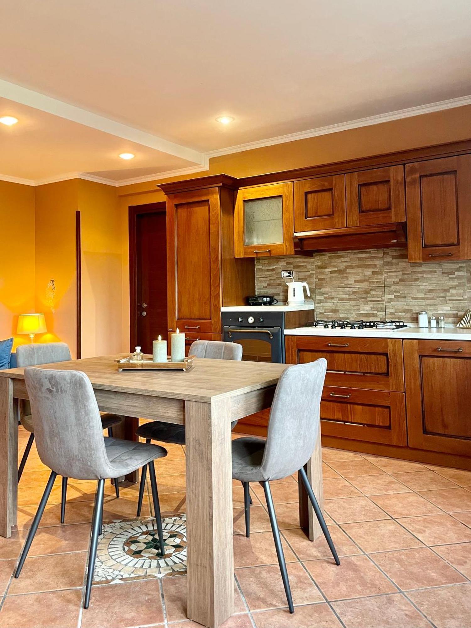 Tiburtina Valley House Apartment *
